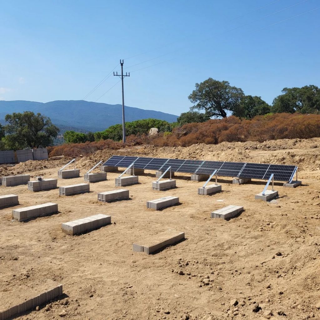 Instal·lació plaques solars a La Jonquera